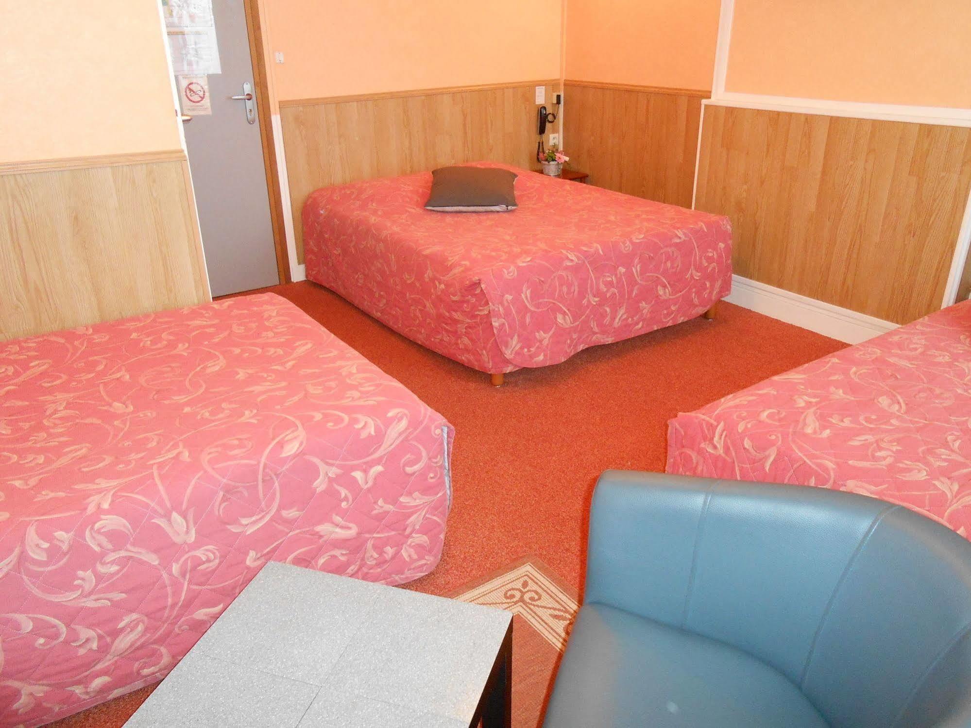 Hotel De La Gare Cherbourg-en-Cotentin Exteriör bild